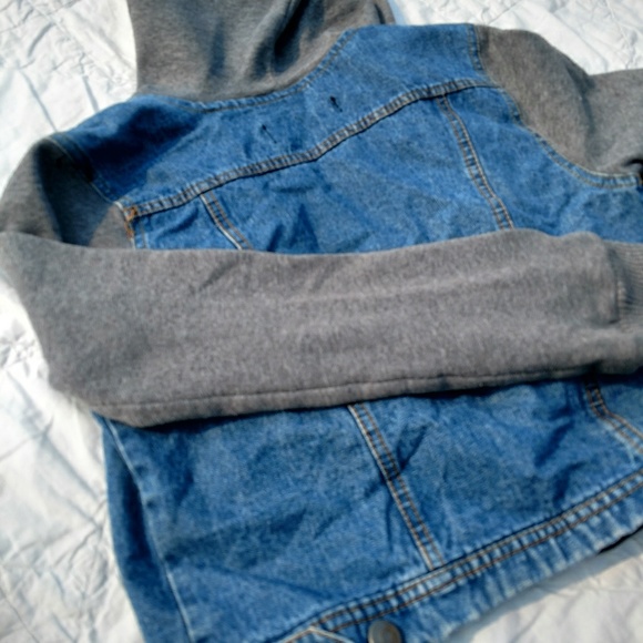 Forever 21 Gray Hoodie Jean Jacket - Picture 3 of 4